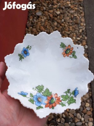 Régi Csehszlovák porcelán Alt MZ jelzés mély tálka