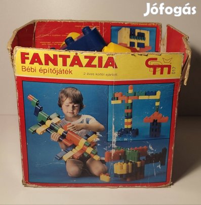 Régi Fantázia építőjáték dobozában 59 db elem