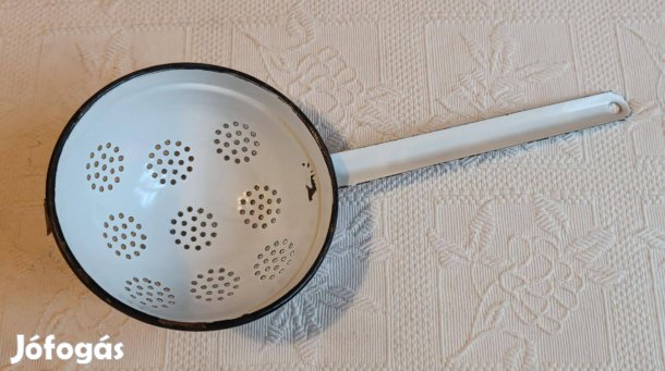 Régi Fehér Nyeles "Budafoki" Zománcos Tésztaszűrő