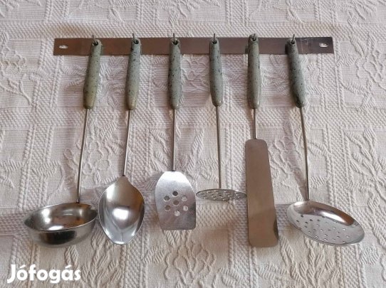 Régi Fém / Króm Konyhai Eszközök + Fali Tartó