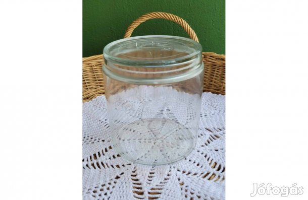 Régi NB és tölcsér jelzésű befőttesüveg, tároló 3/4 L