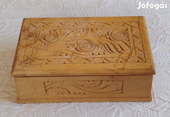 Régi Népművészeti Motívumos Natúr Faragott Fadoboz / Tároló Ládika