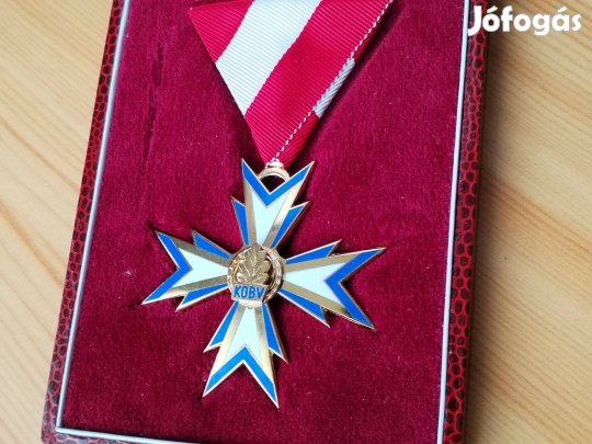 Régi Osztrák kitüntetés dobozában