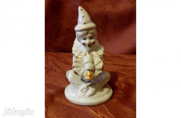 Régi Pierrot porcelán bohóc baba 10,5 cm magas