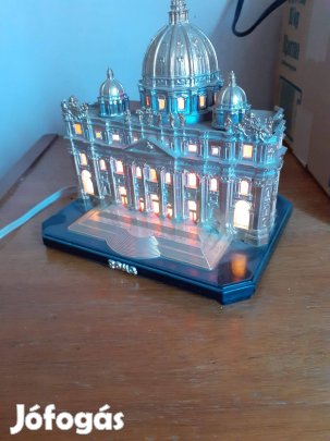 Régi Róma a világító Dózse Palota hibátlan