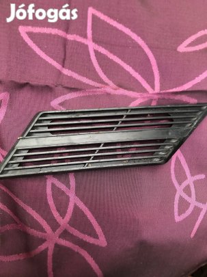 Régi Skoda szellőzőrács , oldalrács 1800 Ft 