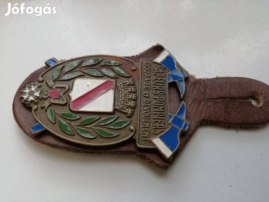 Régi Tűzoltó jelvény "Strassburgi" szép db bőr tartóján