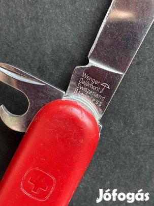 Régi Wenger Victorinox többfunkciós zsebkés svájcibicska szép és jó