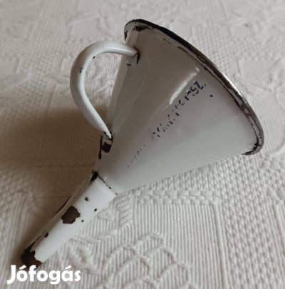 Régi "Jászkiséri" 10 cm Fehér Zománcos / Zománcozott Tölcsér