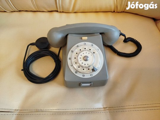 Régi , 51 éves , vezetékes, tárcsás , szürke telefon 