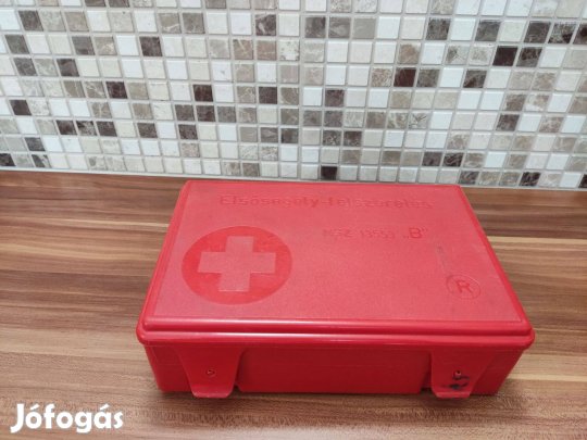 Régi, "antik", autóba való elsősegély felszerelés (mentőláda)