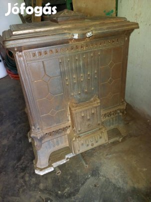 Régi , antik salgótarjáni öntvény öntöttvas kályha