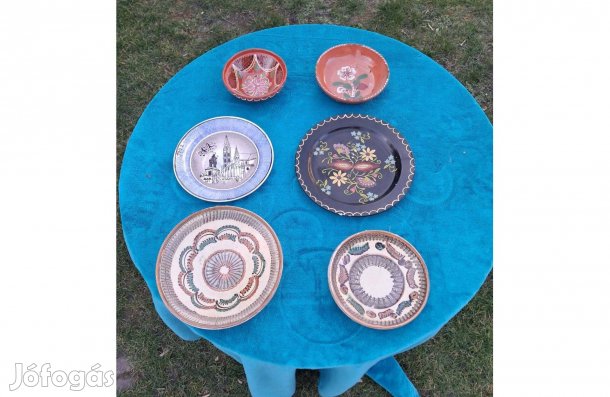 Régi, antik virágmintás fali tányér, fali tányér