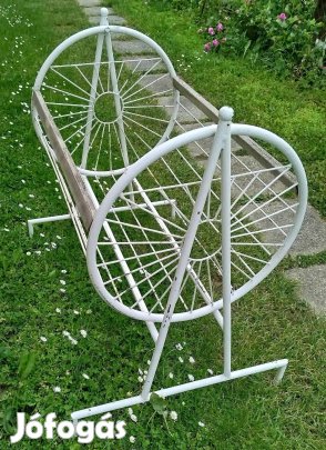 Régi ,csővázas bölcső