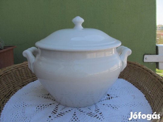 Régi, fehér fedeles porcelán tál