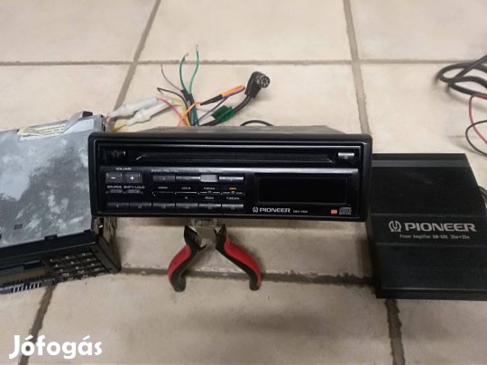 Régi ,hibás Blaupunkt-Pioneer autórádió