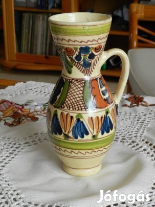 Régi, kézzel festett bokály