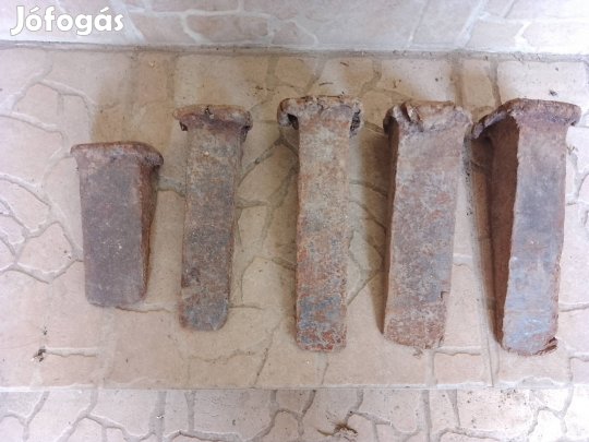 Régi, masszív hasító ék 5 db 