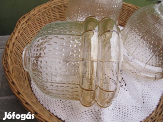 Régi, öntött üveg lámpa búra