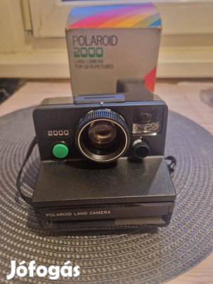 Régi, retro Polaroid 2000 Land Camera dobozában, nem használt