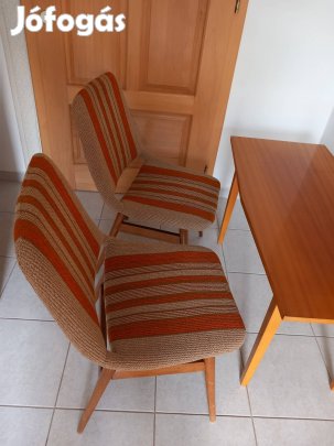 Régi, retro  Gondola szék asztallal.