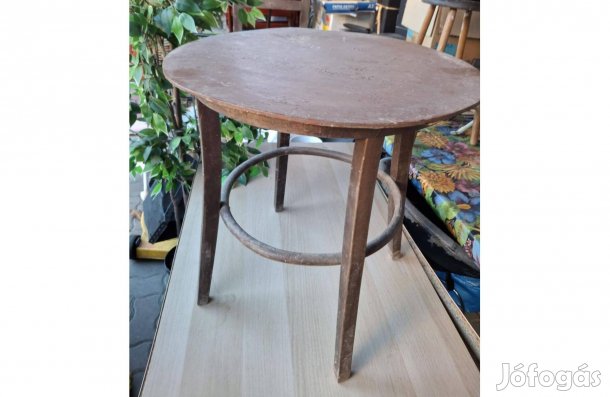 Régi, retro, barna kis asztal, asztalka 3500 forintért eladó