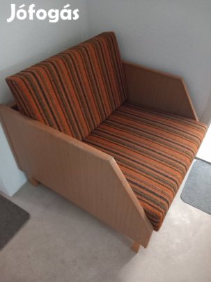 Régi, retro  szép állapotú fotelágy 