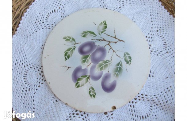 Régi, szilva mintás fajansz alátét