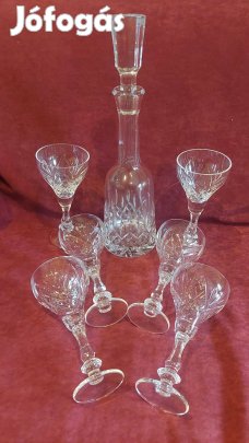 Régi, tekintélyes méretű kristály italos készlet