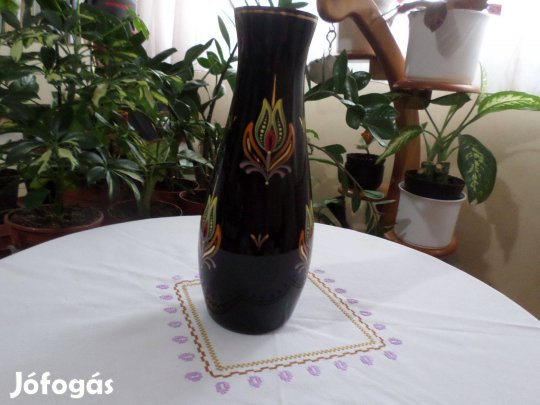 Régi, üveg fekete virág mintás váza
