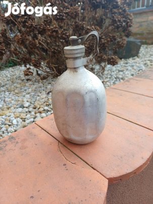 Régi aluminium kulacs.