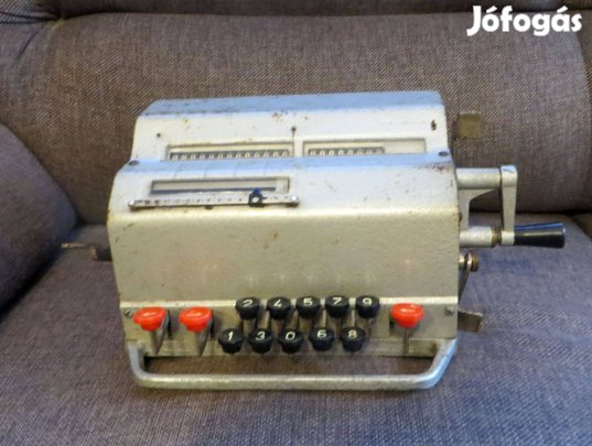 Régi antik BK1 orosz mechanikus számológép 1960-s évekből