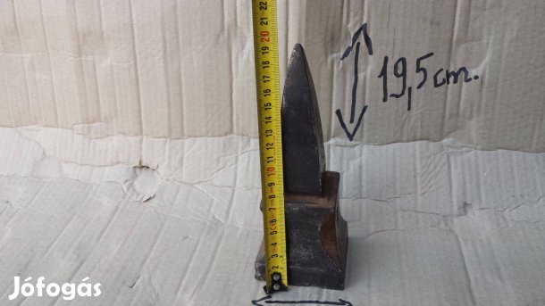 Régi antik ritka jelzett asztali kovács kaszaüllő kasza üllő szerszám