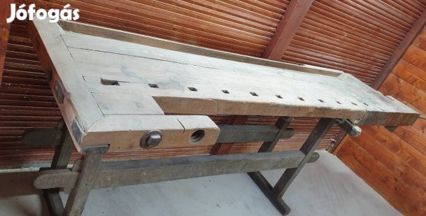 Régi asztalos satupad