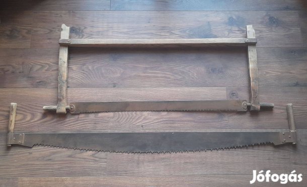 Régi autentikus fűrészek erdei favágó és keretes fűrész