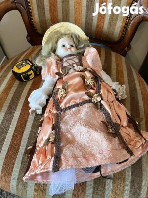 Régi baba eladó 10000 ft bp.17 kerben