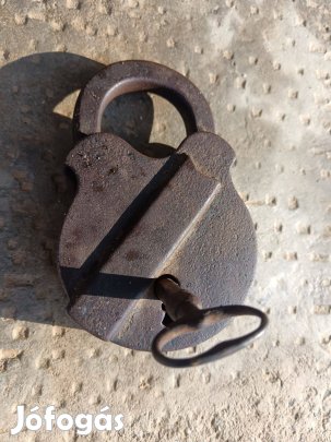 Régi barokk lakat , 300 éves