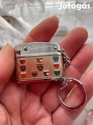 Régi benzines öngyújtó Ausztria térképpel Bnathen Lite