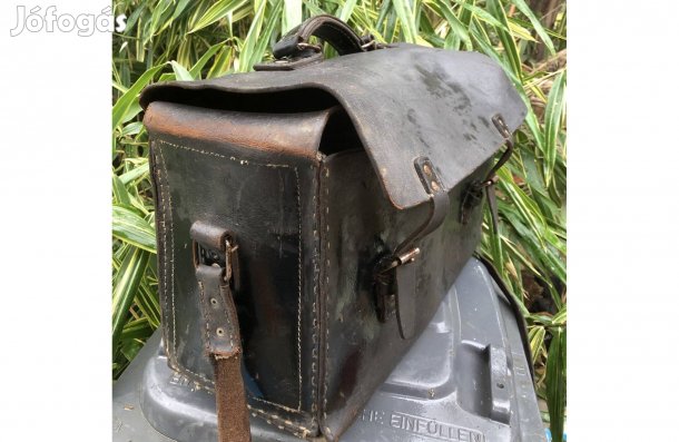 Régi bőrtáska ,MÁV jegyellenőr táska 15000 Ft :Lenti