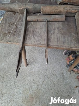 Régi cigányfúrok eladok egyben .