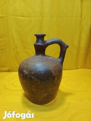 Régi cserép korsó, csörgő, vizes korsó