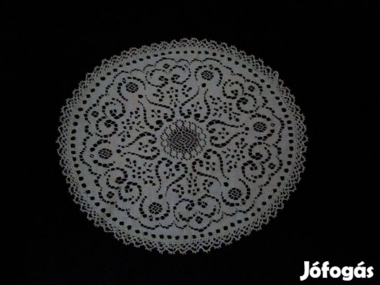 Régi csipke terítő 20x25 cm