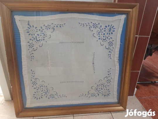 Régi csipke terítő 80×86 cm képkeretben