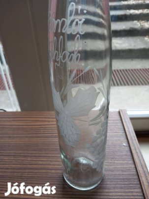 Régi csiszolt szőlő mintás Somlói Juhfart üveg 0,7l-es