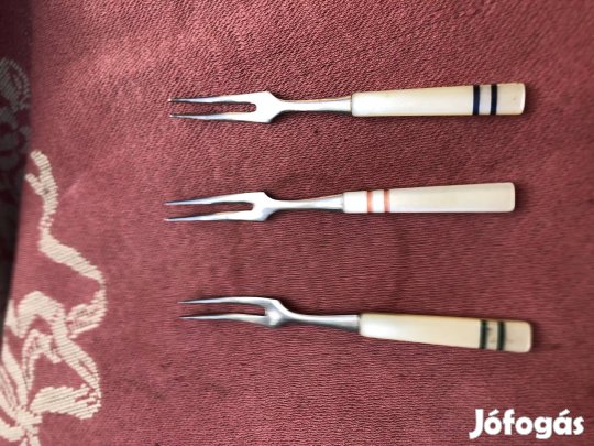 Régi csontnyelű villa 3 db egyben 5000 Ft 