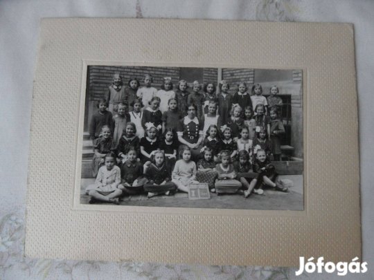 Régi csoportfénykép, osztálykép ( 1941 )