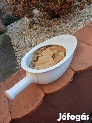 Régi de új ágytál.