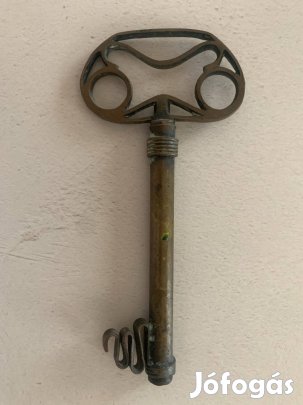 Régi díszes réz kulcs