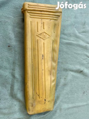 Régi elakadásjelző háromszög