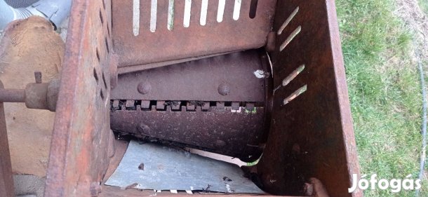 Régi erős répa daráló cefre gyümölcs aprító